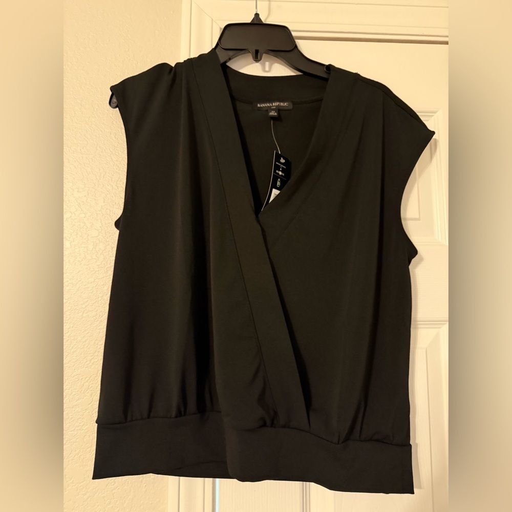 Banana Republic Elegant Black V-Neck Blouse